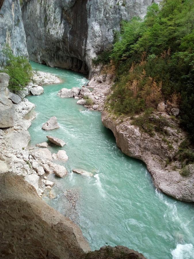 Campasun Camping De L'Aigle Aiguines Esterno foto